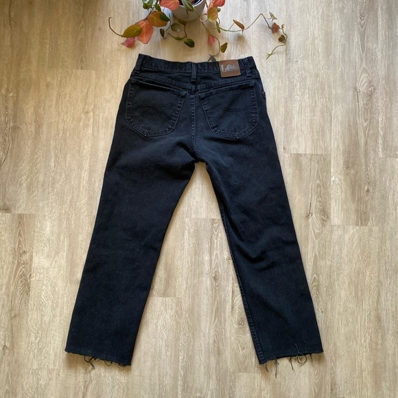 Vintage Lee Jeans High Waisted Straight Leg Black Denim Jeans Raw Hem - Picture 5 of 12